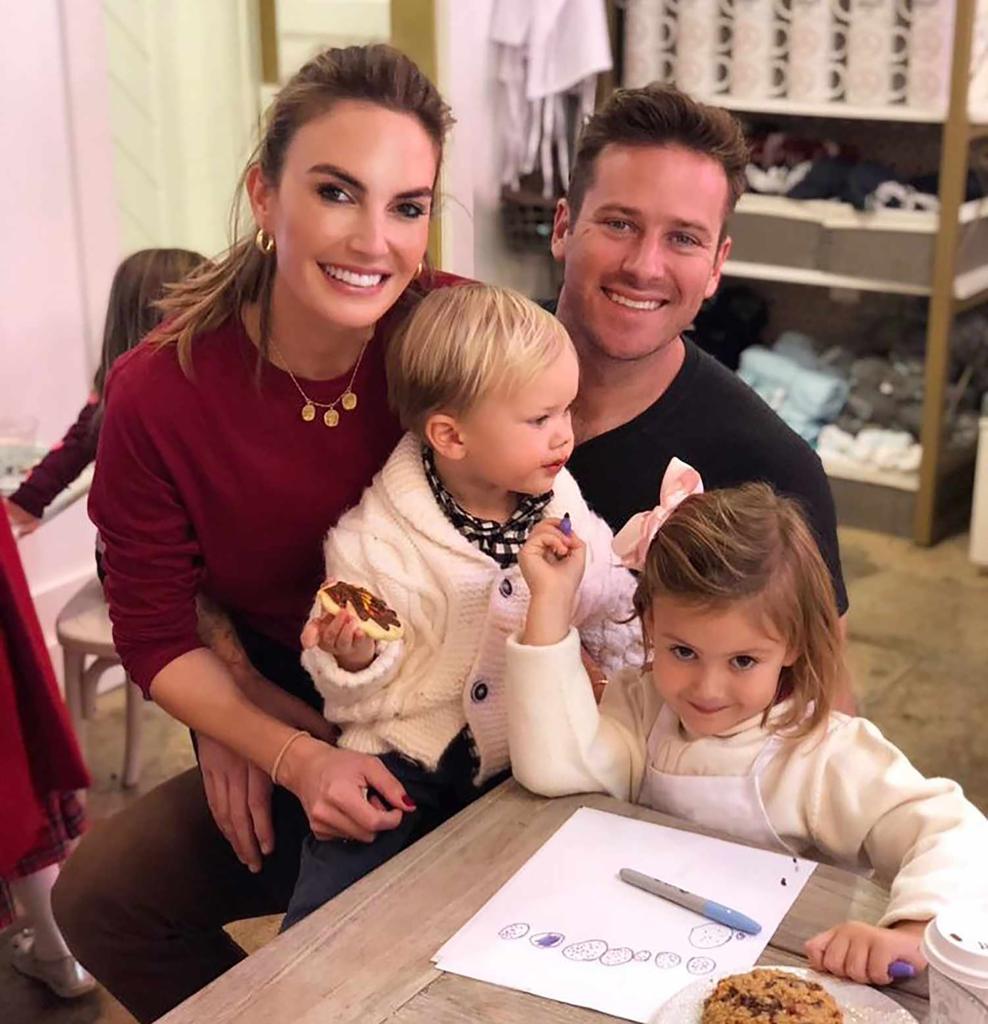 Elizabeth Chambers, Armie Hammer and kids in Instagram photo